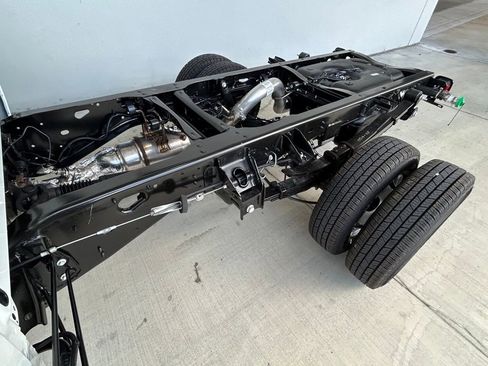 Used 2024 RAM 3500 Tradesman image 39