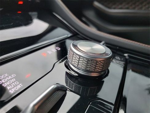 Certified 2023 Jeep Grand Cherokee Summit image 30