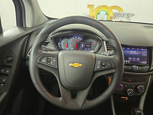 Certified 2020 Chevrolet Trax LS w/ Tint and Cruise Package image 14