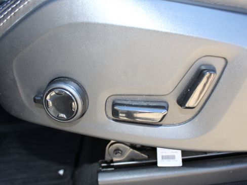 Used 2020 Volvo XC90 T6 Inscription w/ Protection Package Premier image 12