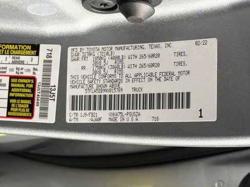 Used 2022 Toyota Tundra SR5 AWD/4WD image 29