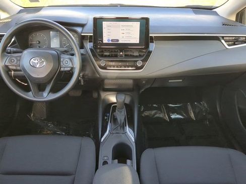 Used 2025 Toyota Corolla LE FWD image 13