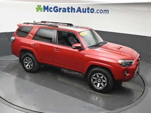 Used 2021 Toyota 4Runner TRD Off-Road Premium w/ Moonroof Package AWD/4WD image 3
