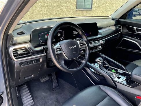 Used 2023 Kia Telluride S AWD/4WD image 12