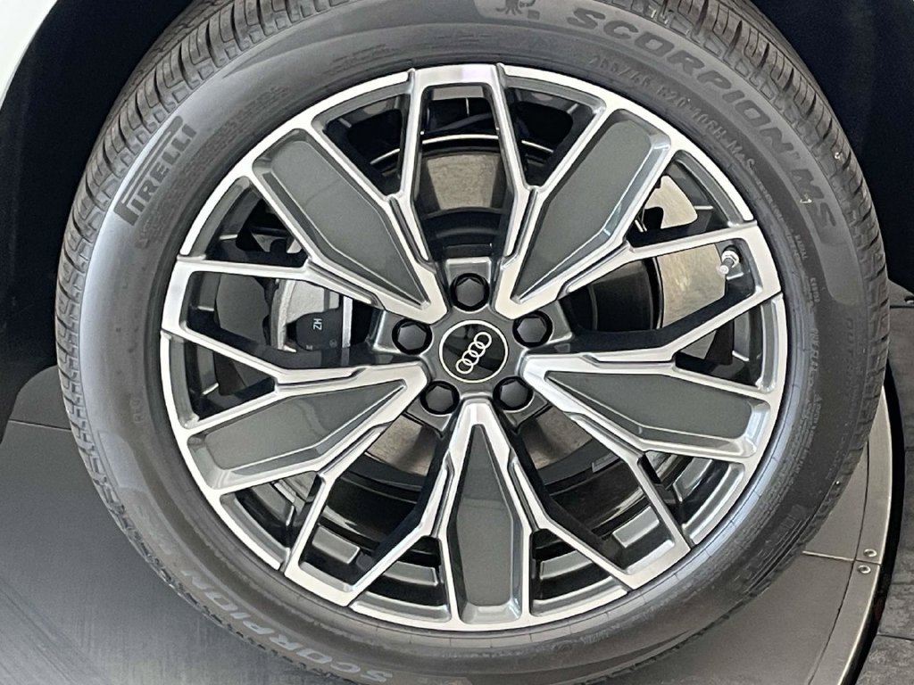 New 2026 Audi Q5 Premium Plus AWD/4WD image 12
