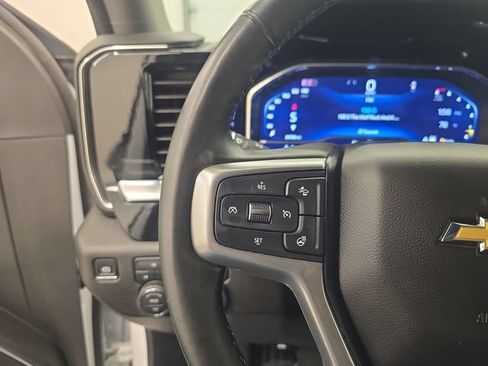 Used 2025 Chevrolet Silverado 2500 LT w/ Convenience Package AWD/4WD image 30