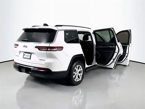 Used 2021 Jeep Grand Cherokee L Limited image 19