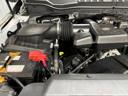 Used 2017 Ford F250 XL w/ Power Equipment Group AWD/4WD image 23