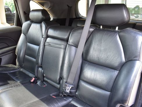Used 2007 Acura MDX w/ Tech & Entertainment Pkg AWD/4WD image 18