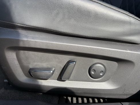 Used 2024 Mitsubishi Outlander SEL image 28