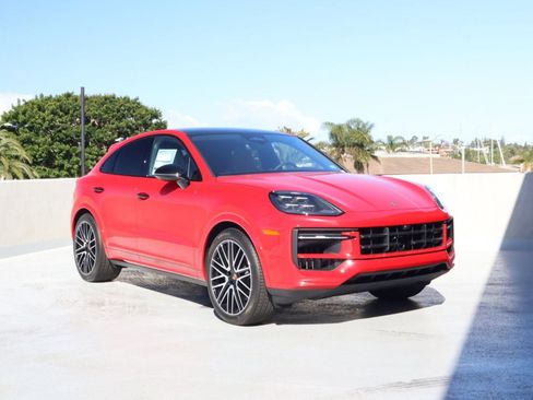 New 2026 Porsche Cayenne Coupe image 7