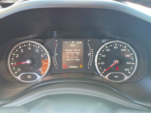 Used 2016 Jeep Renegade Latitude FWD image 18