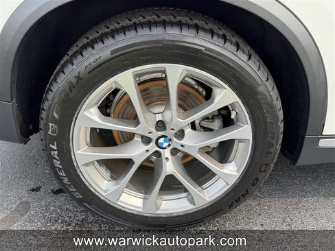 Used 2020 BMW X5 xDrive40i w/ Premium Package AWD/4WD image 19