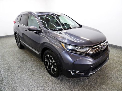 Used 2017 Honda CR-V Touring image 3