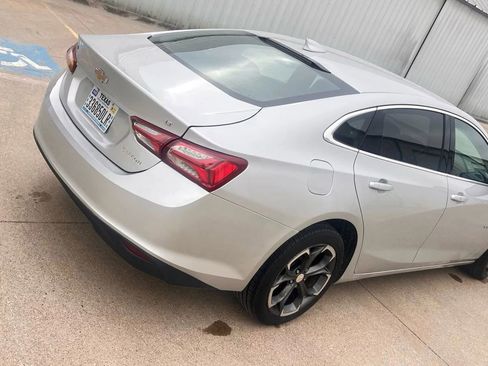 Used 2022 Chevrolet Malibu LT image 4