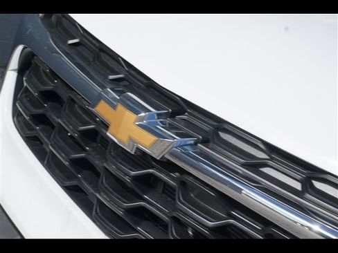 New 2025 Chevrolet Trax LT w/ LT Convenience Package image 26