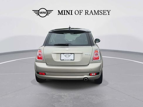 Used 2011 MINI Cooper Hardtop FWD image 7