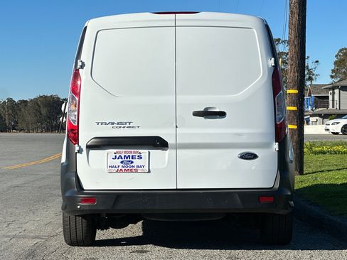 Used 2023 Ford Transit Connect XL FWD image 4