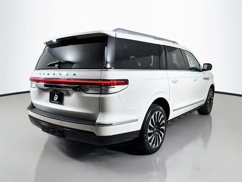Used 2023 Lincoln Navigator L Black Label AWD/4WD image 5
