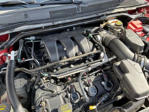 Used 2013 Ford Taurus SEL FWD image 30
