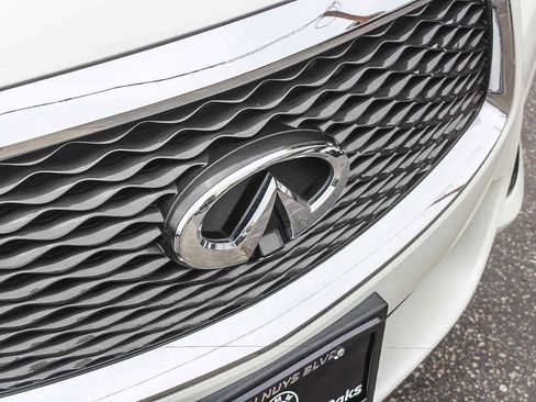 Used 2020 INFINITI QX60 Luxe w/ Essential Package FWD image 12