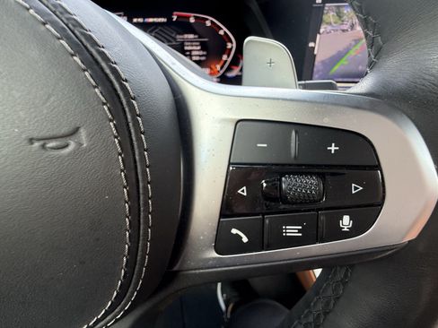 Used 2022 BMW X5 M50i AWD/4WD image 21