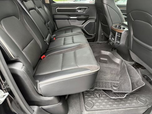 Used 2021 RAM 1500 Laramie AWD/4WD image 18