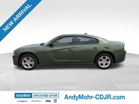 Used 2023 Dodge Charger SXT RWD image 4