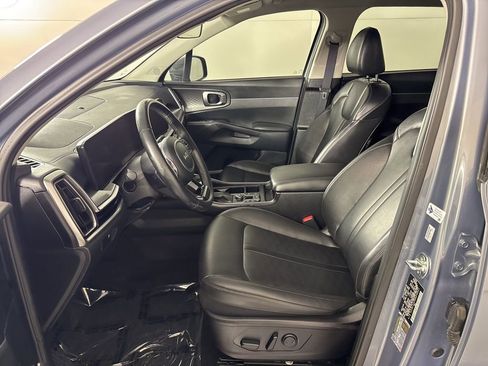 Used 2024 Kia Sorento S FWD image 27