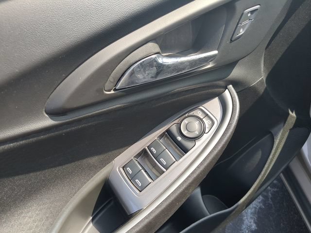 Used 2025 Chevrolet Malibu LT FWD image 14