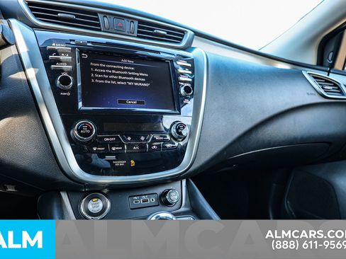 Used 2023 Nissan Murano SV image 36