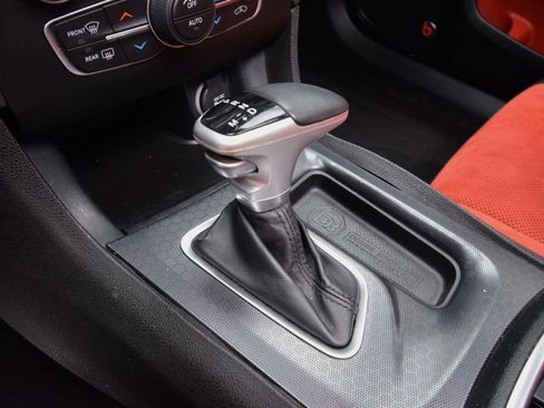 Used 2016 Dodge Charger R/T Scat Pack w/ Technology Group image 24