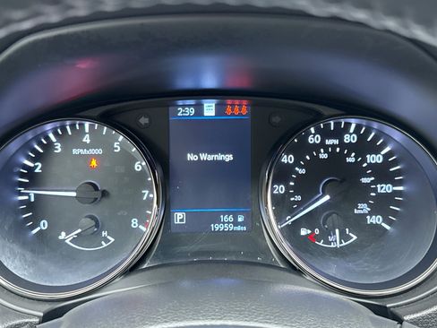 Used 2022 Nissan Rogue Sport SL AWD/4WD image 13