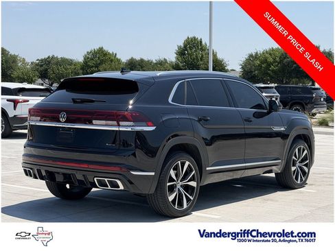 Used 2024 Volkswagen Atlas Cross Sport SEL Premium R-Line AWD/4WD image 4