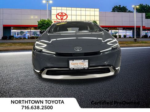 Used 2024 Toyota Prius Prime Premium image 33