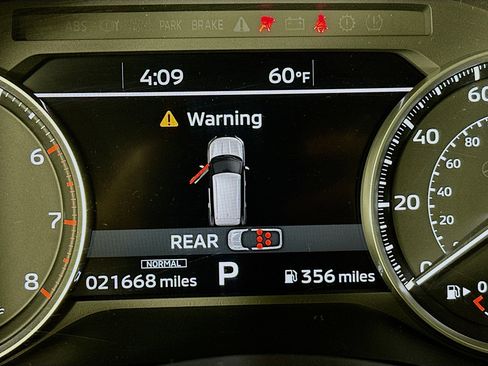 Used 2024 Mitsubishi Outlander SE image 19