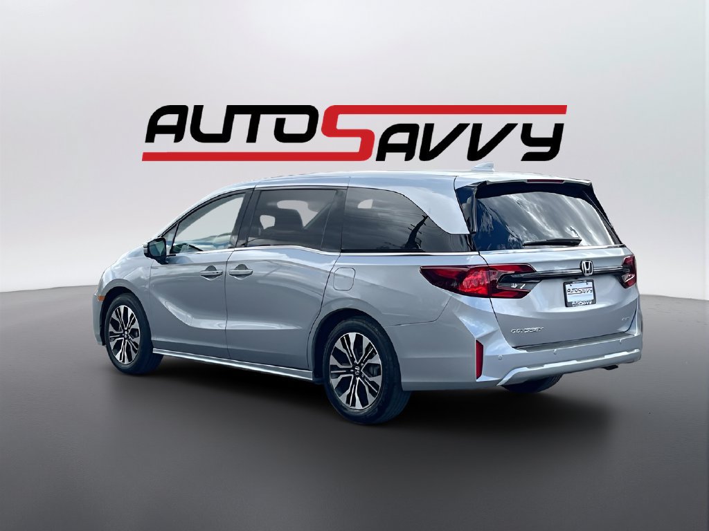 Used 2025 Honda Odyssey Elite image 5