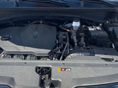 Used 2023 Kia Sportage EX image 9