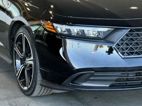 Used 2024 Honda Accord Sport image 8