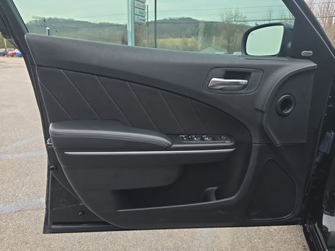 Used 2023 Dodge Charger SXT image 15