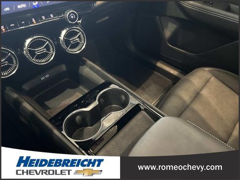 Used 2024 Chevrolet Blazer EV LT AWD/4WD image 24