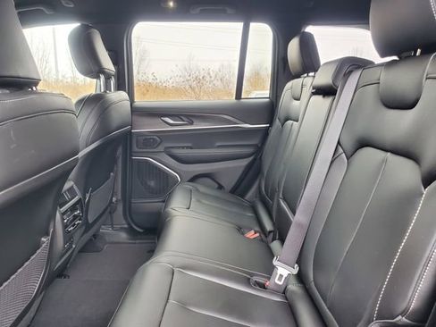 New 2026 Jeep Grand Cherokee Limited image 28