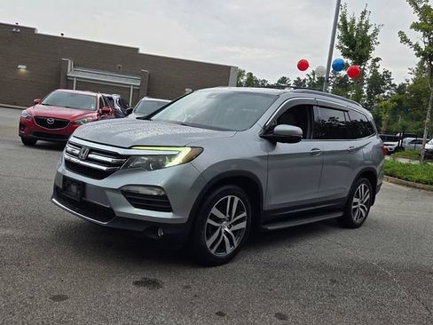 Used 2016 Honda Pilot Elite image 4