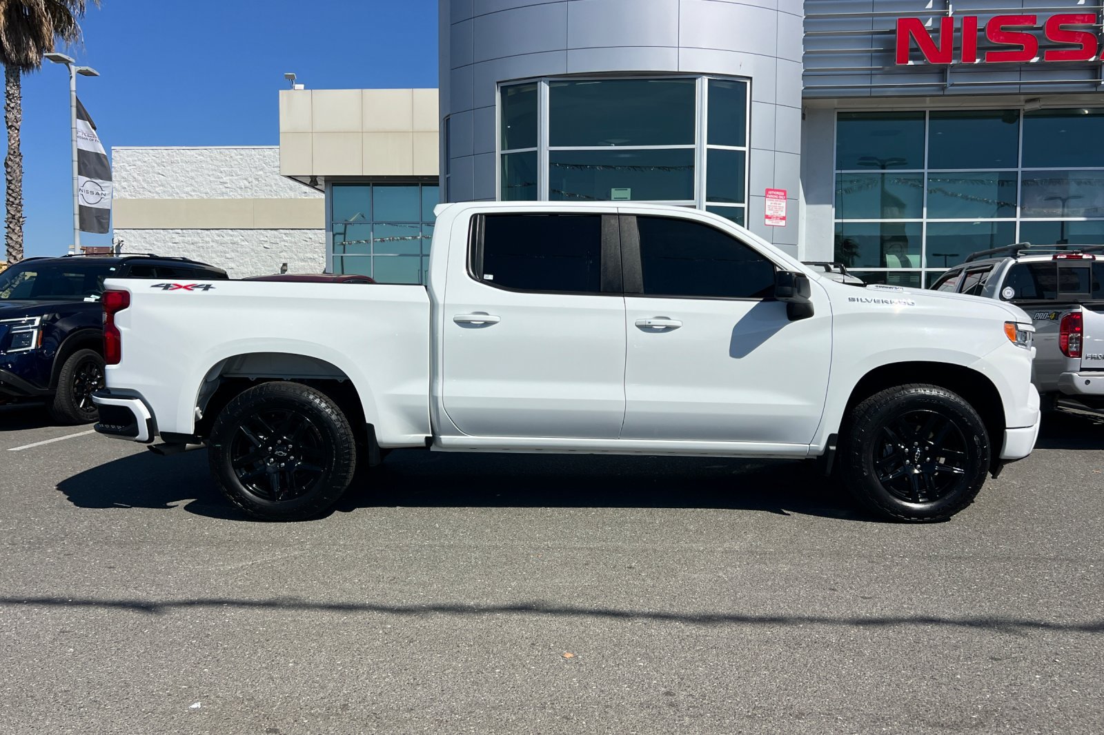 Used 2026 Chevrolet Silverado 1500 RST w/ RST Select Package AWD/4WD image 3