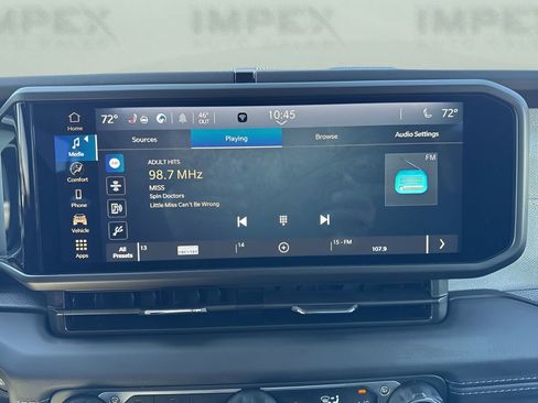 Used 2025 Jeep Wrangler Unlimited Sahara w/ Safety Group image 16