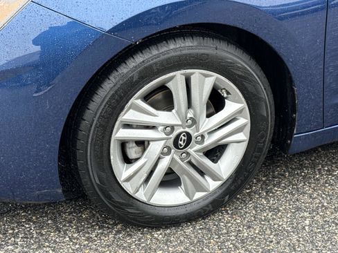 Used 2020 Hyundai Elantra Value Edition w/ Cargo Package (C1) image 30