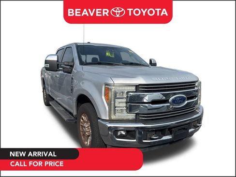 Used 2017 Ford F250 Lariat w/ Lariat Ultimate Package RWD image 1