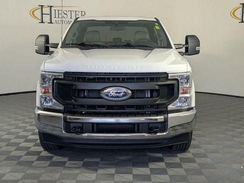 Used 2022 Ford F250 XL w/ Power Equipment Group image 3