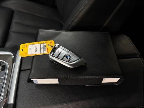 Used 2019 BMW X7 xDrive50i w/ Luxury Seating Package image 41