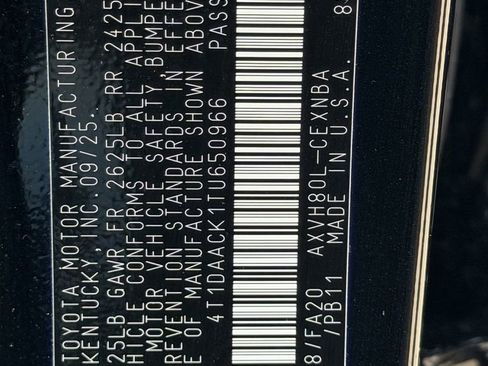 Used 2026 Toyota Camry LE image 31